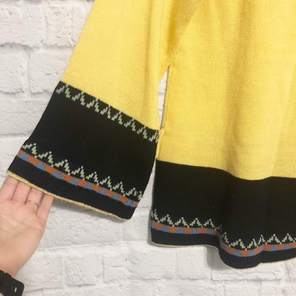 Pear Blossom 3/4 Sleeve Sweater - Picture 5 of 5